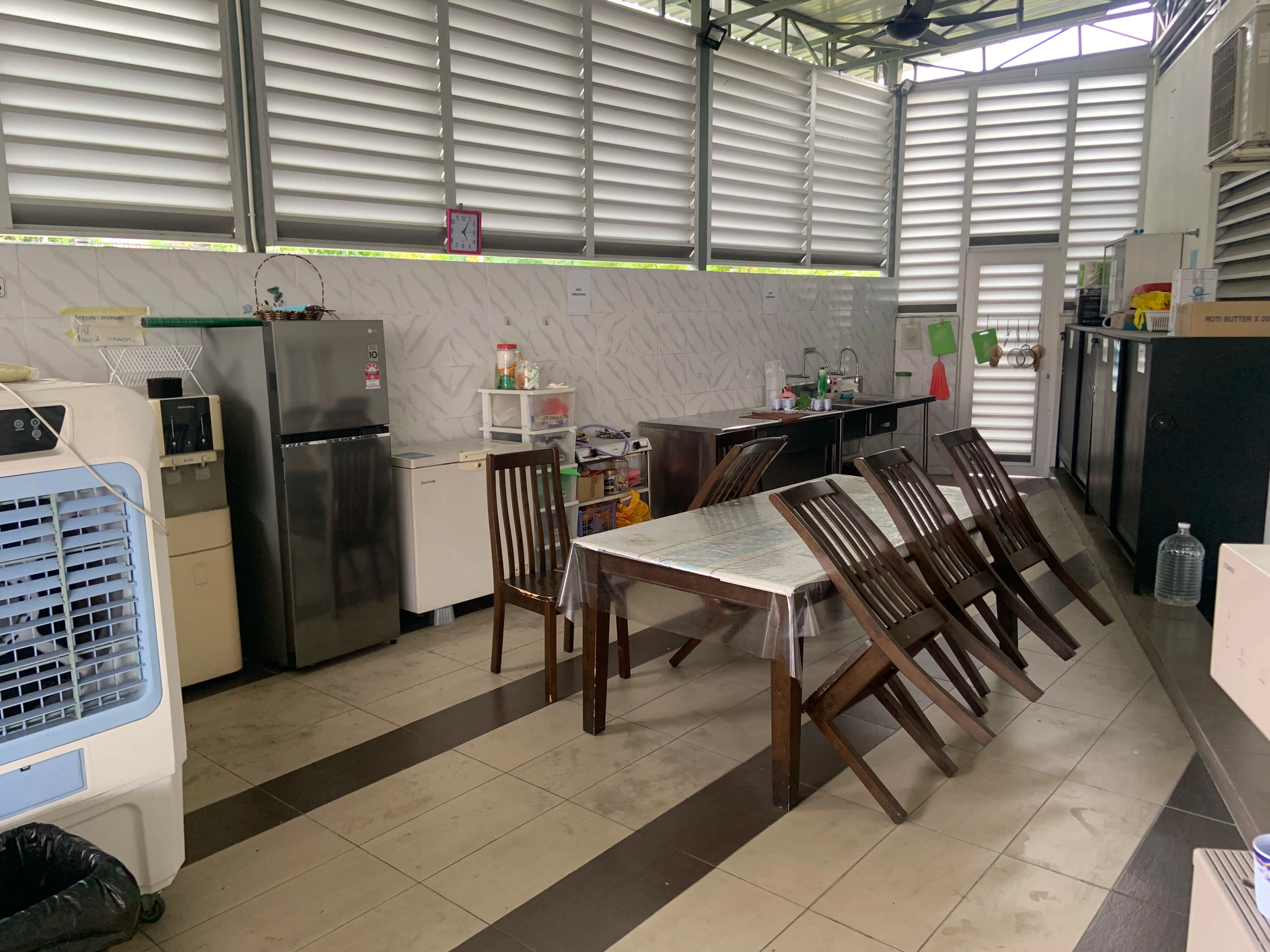 Kemudahan untuk jemaah Surau Raja Hairani